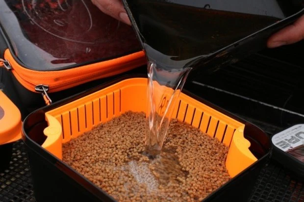 Bait Strainer 3,3 Pint - Guru 2 Bait Strainer 3,3 Pint - Guru - Afbeelding 2